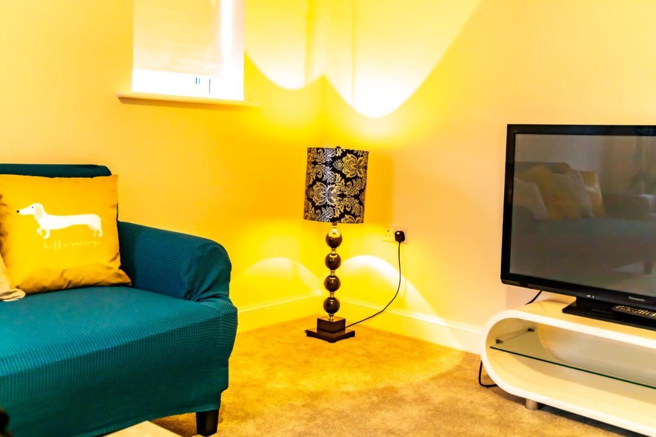 Stunning 3-Bed Risa House In Beeston Nottingham Villa Екстериор снимка